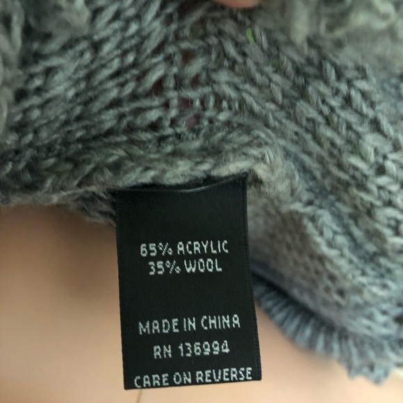 Beautiful Unique Style Gray Sweater - Picture 7 of 14